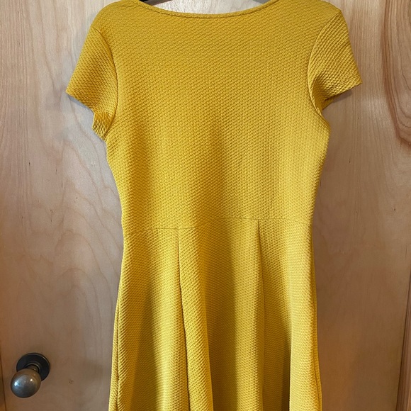 Cute A-Line Mustard Dress! - Picture 4 of 4